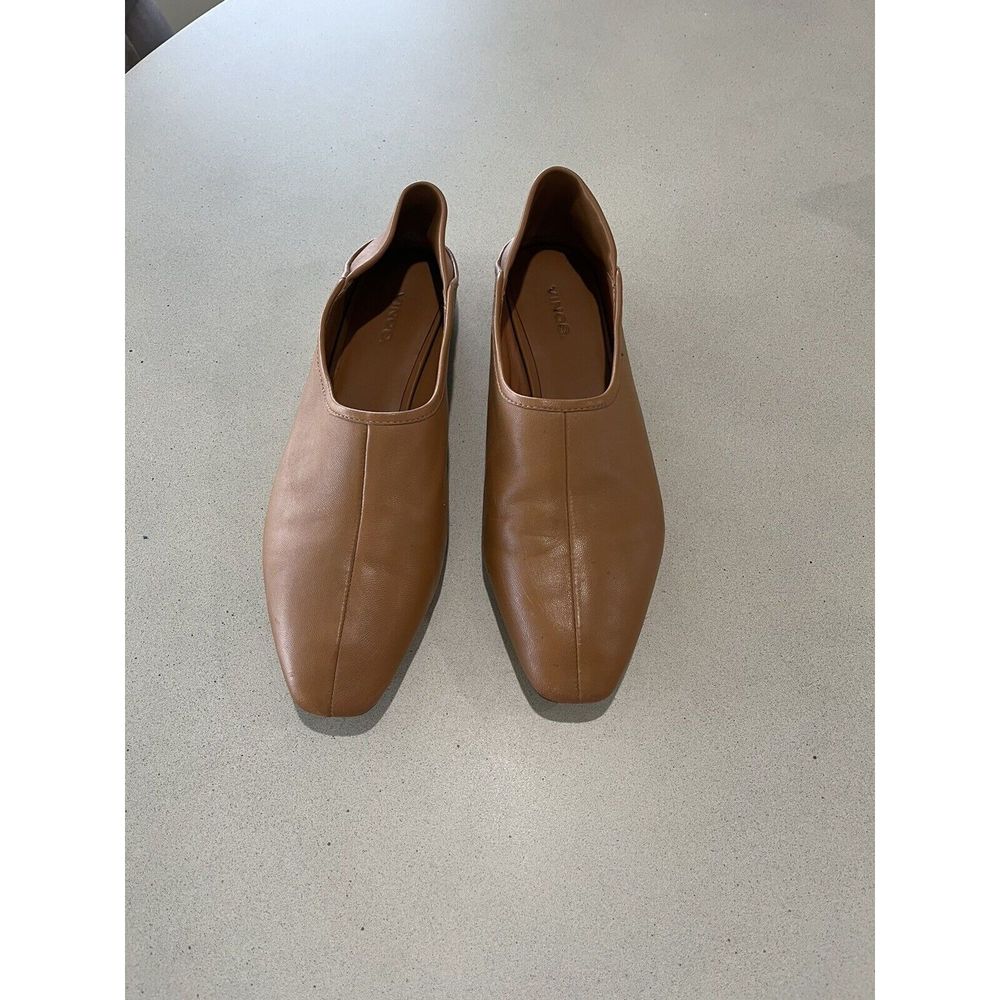 Vince Vince. Shoes Womens Size 9.5 Slip On Flats Square Toe Camel Cognac Tan